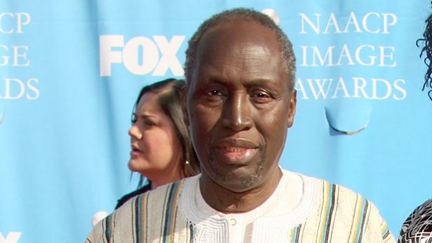 NgugiWaThiongo