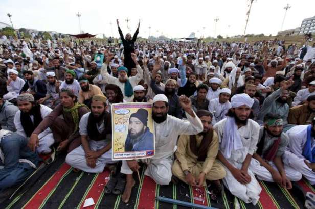 Islamic extremists end their protest with Asia Bibi’s fate hanging in the balance