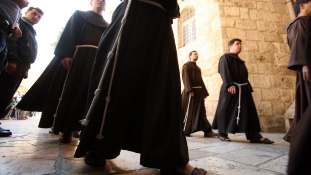 La curie généralice des franciscains au bord de la faillite