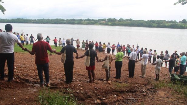 Manifestazione di solidarietà coi popoli di Amazzonia