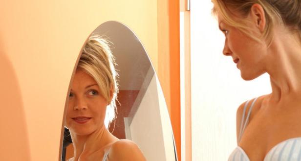 I TRE VOLTI In ciascuno di noi ci sono tre persone