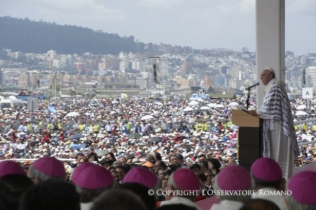 06-07-20105 Viaggio Apostolico in Bolivia, Ecuador e Paraguay 23 - 61