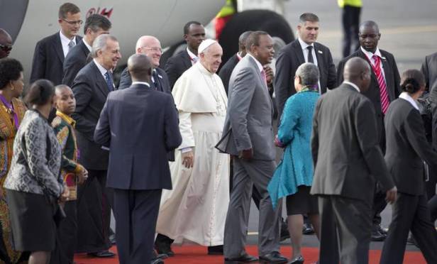 Pope in Kenya 1