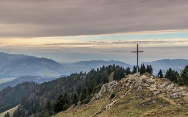cross-on-hill-1080x675