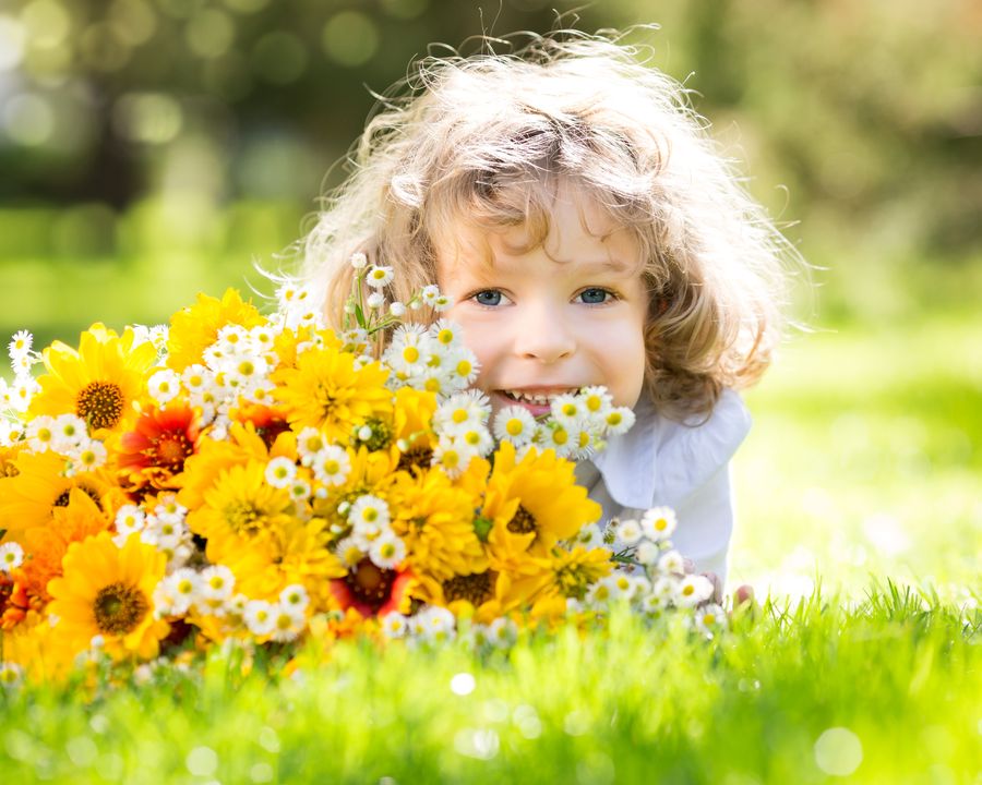 Girl with bouquet of flowers