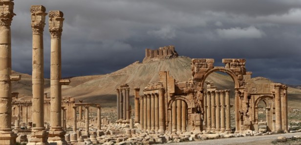 La cité antique de Palmyre, les colonnades des temples