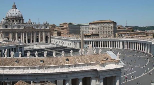 Estados Unidos pede que seus cidadãos evitem visitar o Vaticano devido a um possível ataque.