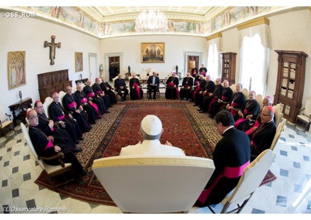 Papa aos Bispos portugueses