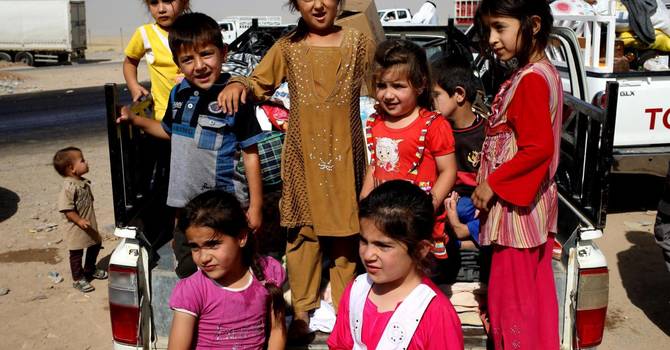 Iraq, migliaia in fuga dalle violenze verso il Kurdistan