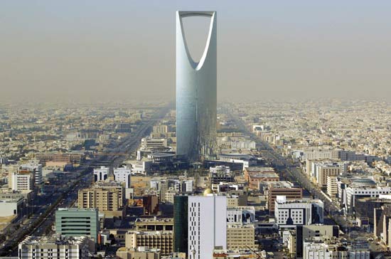 kingdom-tower-riade-arabia-saudita