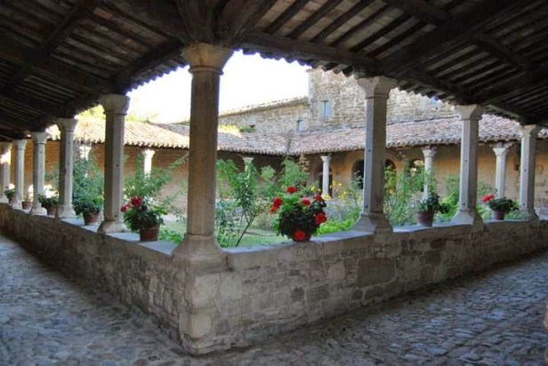 silenzio e solitudine, luce e bellezza, preghiera e contemplazione (180)