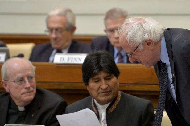 El presidente de Bolivia, Morales, y el candidato demócrata, Sanders