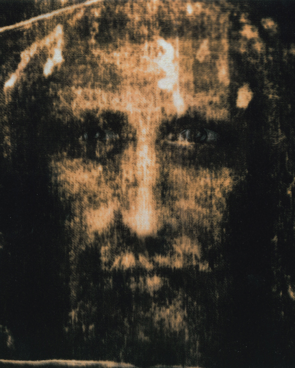 L’uomo della sindone - Daniela Alfarano, Il sacro Sguardo (2015), opera realizzata per “Luoghi dell’Infinito”