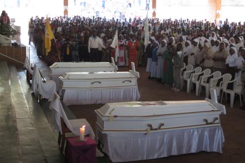 Il grazie dell'Africa alle suore uccise1