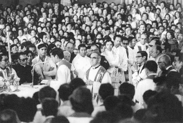 Monseñor Romero, 35 años después.2
