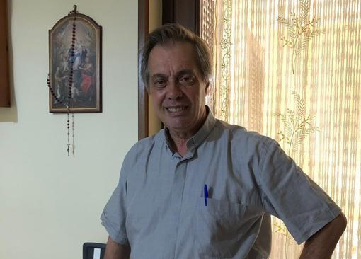 Padre Antonio Guarino del centro per migranti "Fernandes"